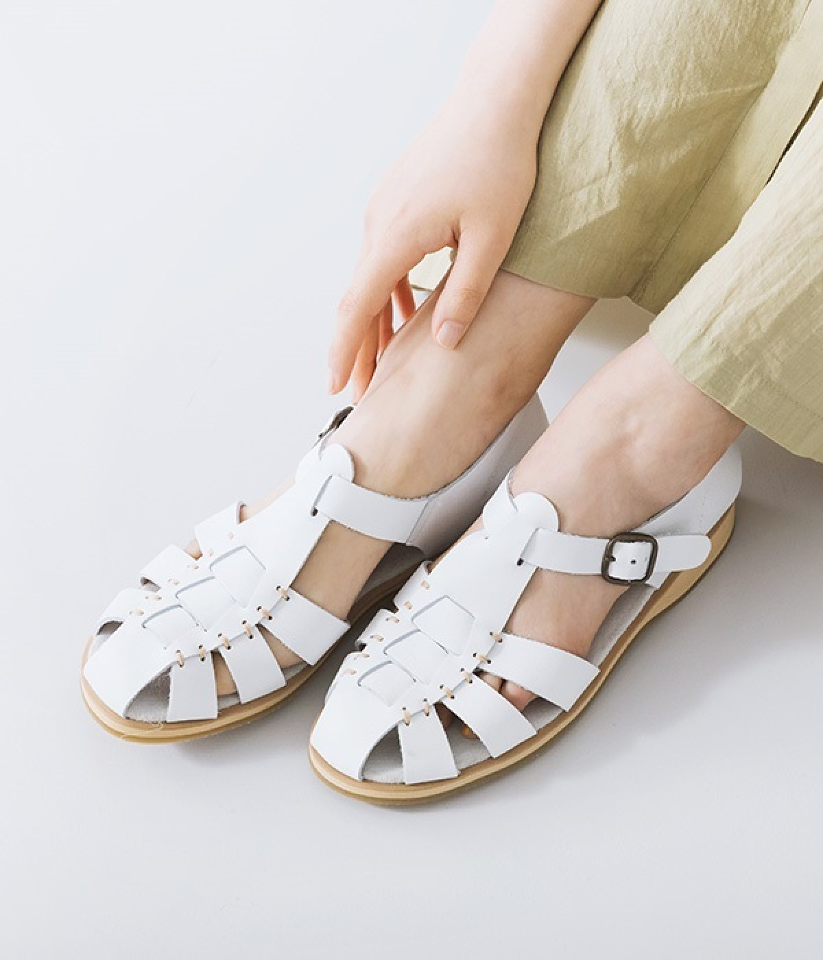 グルカサンダル(ホワイト-M)