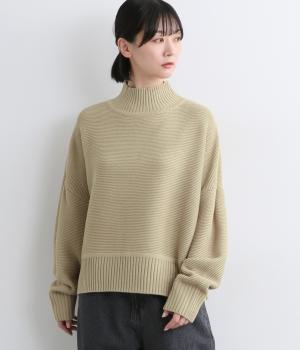 アクリルガーター編ハイネックプルオーバー