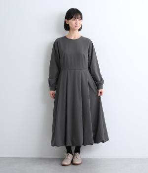 テンセルレーヨン長袖バルーンワンピース(チャコール-F)