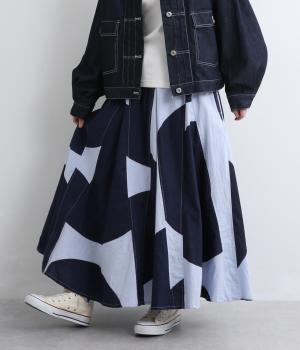 シーチング大柄ドットプリントサーキュラースカート(サックス×ネイビー-F)