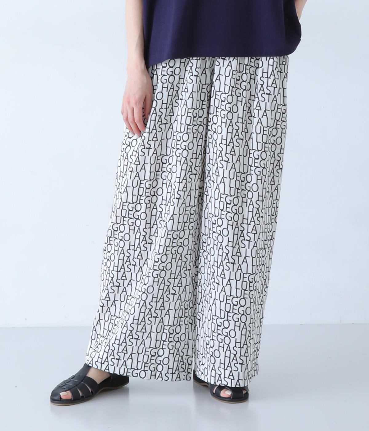 コードコットン　英字プリントワイドパンツ(ホワイト×ブラック-F)