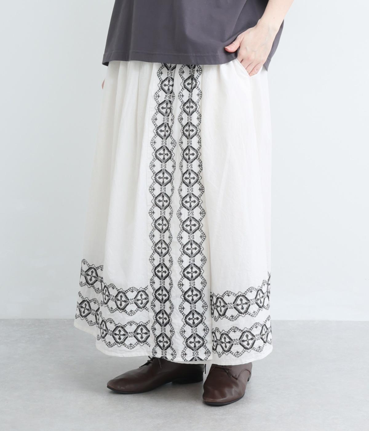 シーチング刺繍　ラップスカート(ホワイト×ブラック-F)