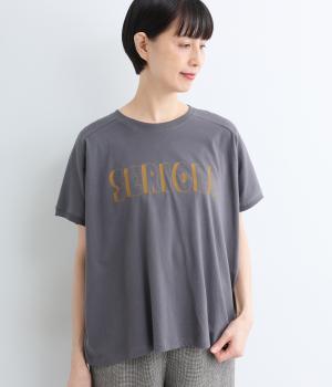 コットン良質天竺　変形ワイドSERIOLAプリントTee(チャコール-F)