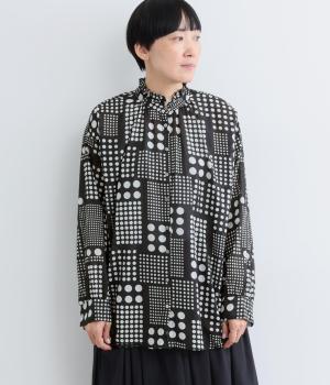 コットンボイルドットプリントフリルビックシャツ（ブラック・F）