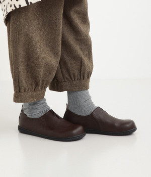 Vカットスリッポン