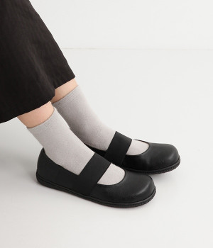 ゴムバンドパンプス(ブラック-230)