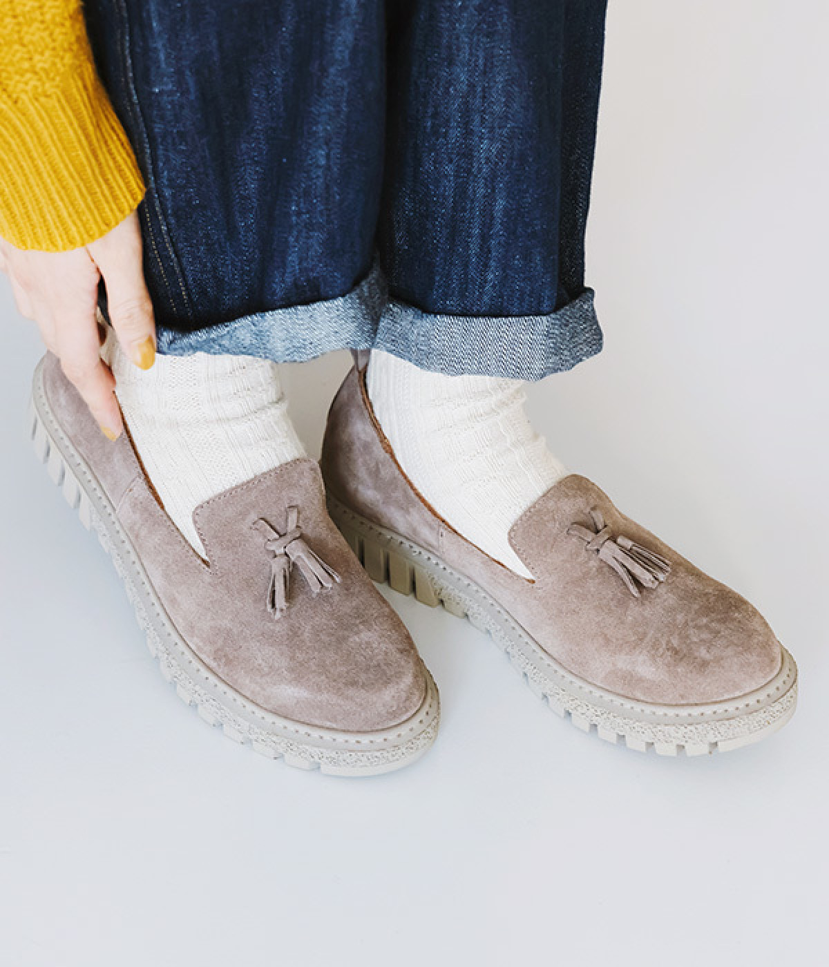 タッセルシューズ　SUEDE(トープ-36)