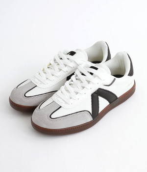 ELITE　CLASSIC(WHITE　BLACK　DK GUM-36)