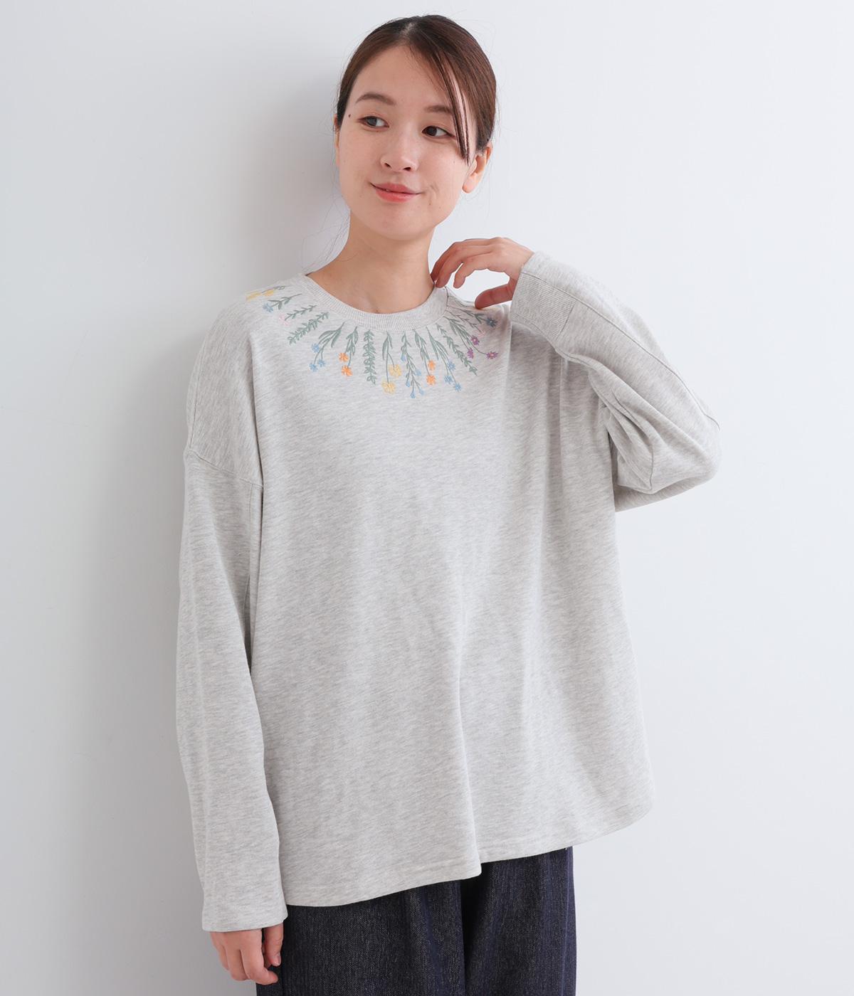 杢ミニ裏毛×刺繍花咲く襟もとプルオーバー(オートミール-F)