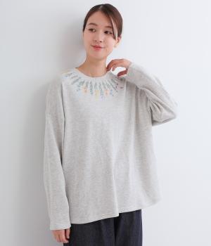 杢ミニ裏毛×刺繍花咲く襟もとプルオーバー(オートミール-F)