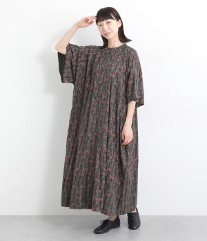 レーヨンプリントフレアスリーブワンピース(チャコールグレー-ONESIZE)