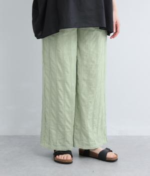 タックドビーパンツ