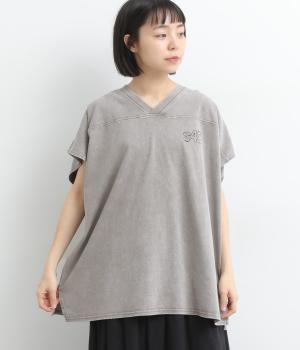 ケミカル加工　Vネック胸プリントＴシャツ(グレージュ-F)