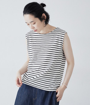 ノースリーブプルオーバー