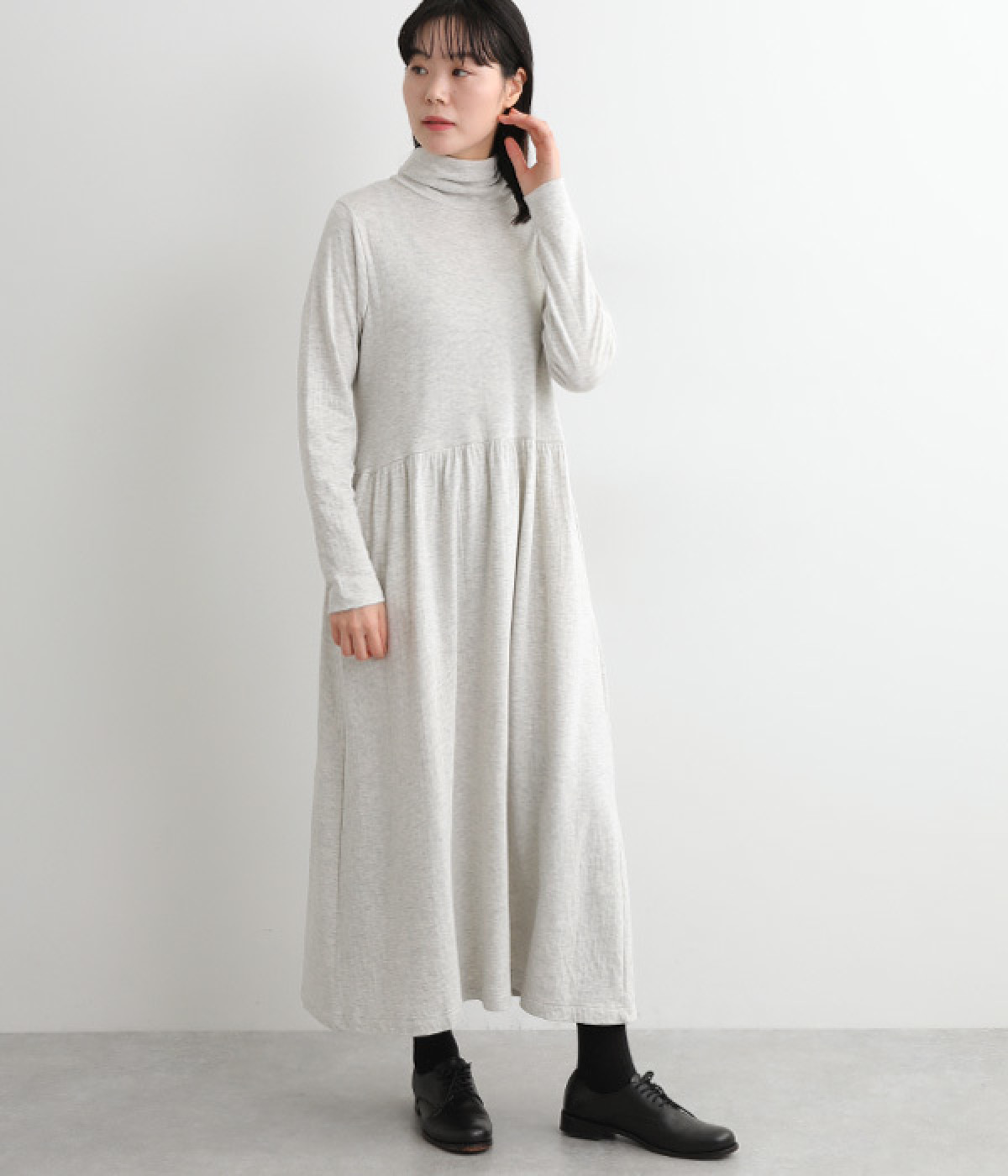 接結カットソータートルネックワンピース(アイボリー-M)
