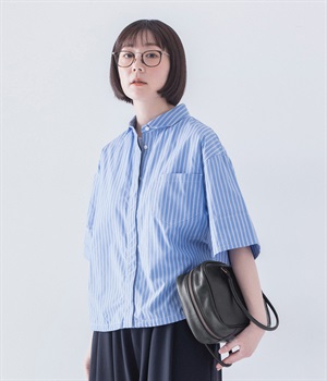 コットンブルーストライプシャツブラウス(ブルー-ONESIZE)