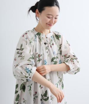 コットンリネンボタニカルプリントワンピース