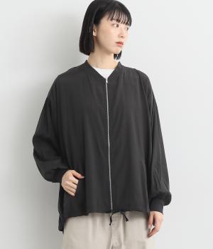バックギャザー裾ドロスト襟リブブルゾン(ブラック-ONESIZE)