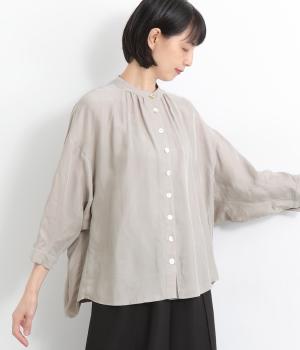 キュプラレーヨン後ろギャザードルマンスリーブ前開きブラウス(ライトグレー-ONESIZE)