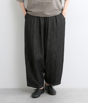 コットンリネンデニムタックギャザーパンツ(ブラック-ONESIZE)