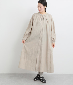 レーヨンナイロンvintagewash加工ボリューム袖タックワンピース(ライトベージュ-ONESIZE)