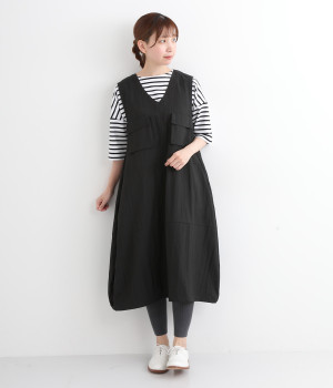 レーヨンナイロンツイル裾絞りコクーンワンピース(ブラック-ONESIZE)