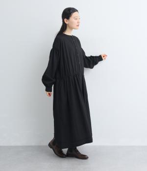 ウォッシュ加工ギャザー切替ワイドワンピース(ブラック-F)