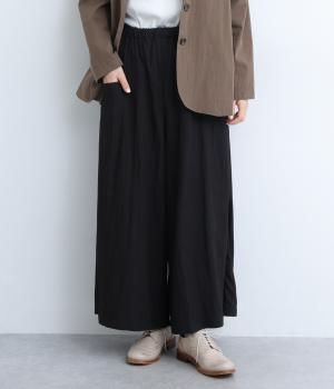 レーヨンナイロンツイルタックフレアパンツ(ブラック-F)