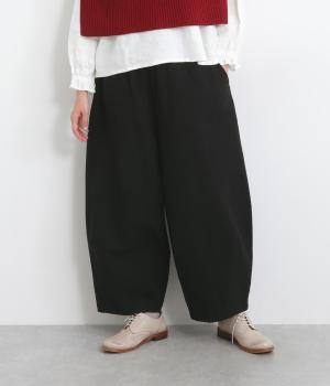 コットンリネン先染めツイル起毛裾タックワイドパンツ(ブラック-F)