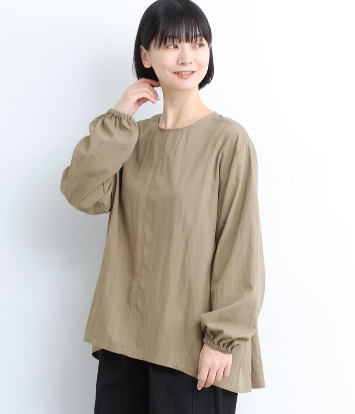 レーヨンナイロンツイル背面ギャザーネックブラウス(グレイベージュ-F)
