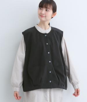 コットンピーチ起毛加工タックベスト(ブラック-F)