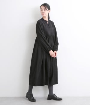 布帛切替ボリューム袖ワンピース(ブラック-ONESIZE)