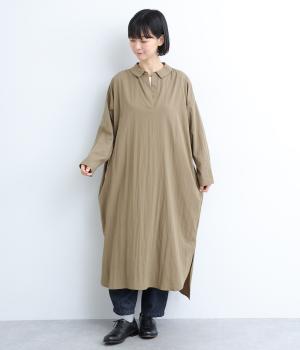 レーヨンナイロンツイルハーフネックワンピース