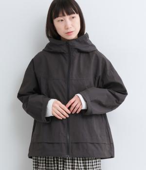 コットンナイロン　フード付きジャケット(ブラック-F)