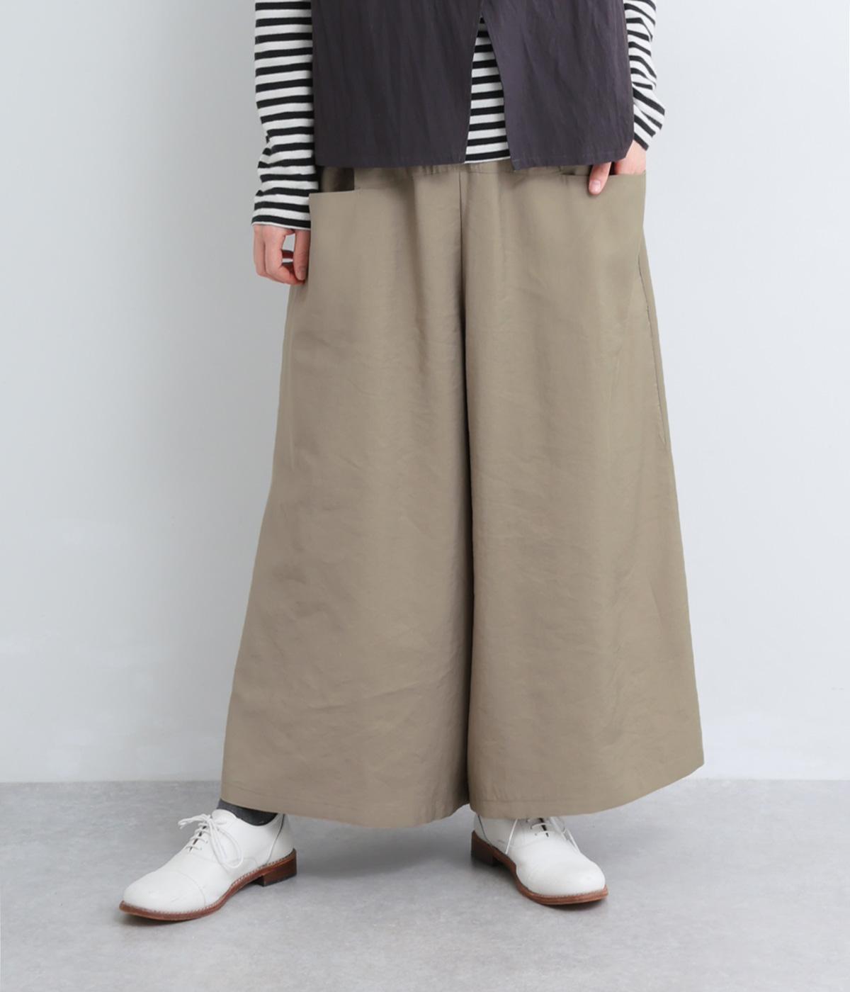 レーヨン混　ワイドポケットフレアパンツ(グレージュ-F)