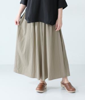 レーヨンナイロンタックギャザーボリュームパンツ