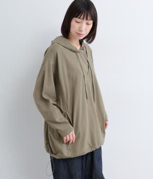 異素材切替　フード付きプルオーバー