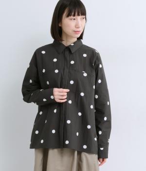 コットンナイロン　バッグギャザー比翼シャツ(ブラック×オフホワイト-F)