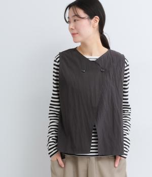 コットンナイロン　Wボタンベスト(ブラック-F)