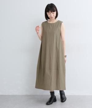 コットンナイロン　ノースリーブコクーンワンピース