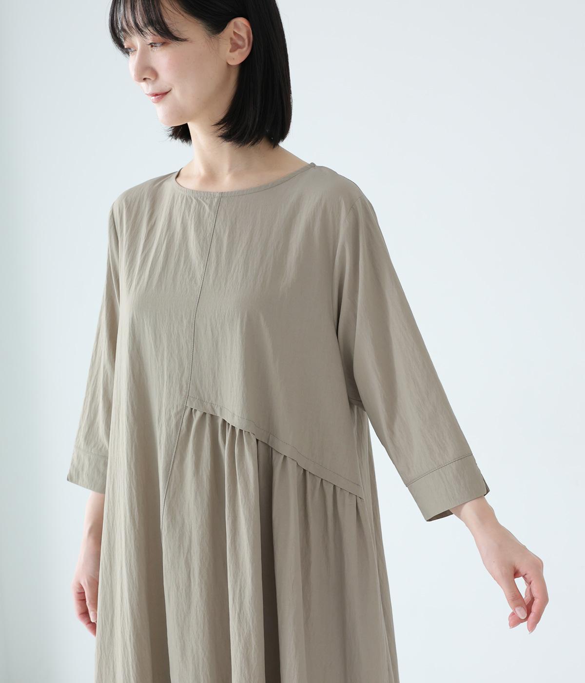 レーヨンナイロンフレアアシメワンピース(グレーベージュ-F)