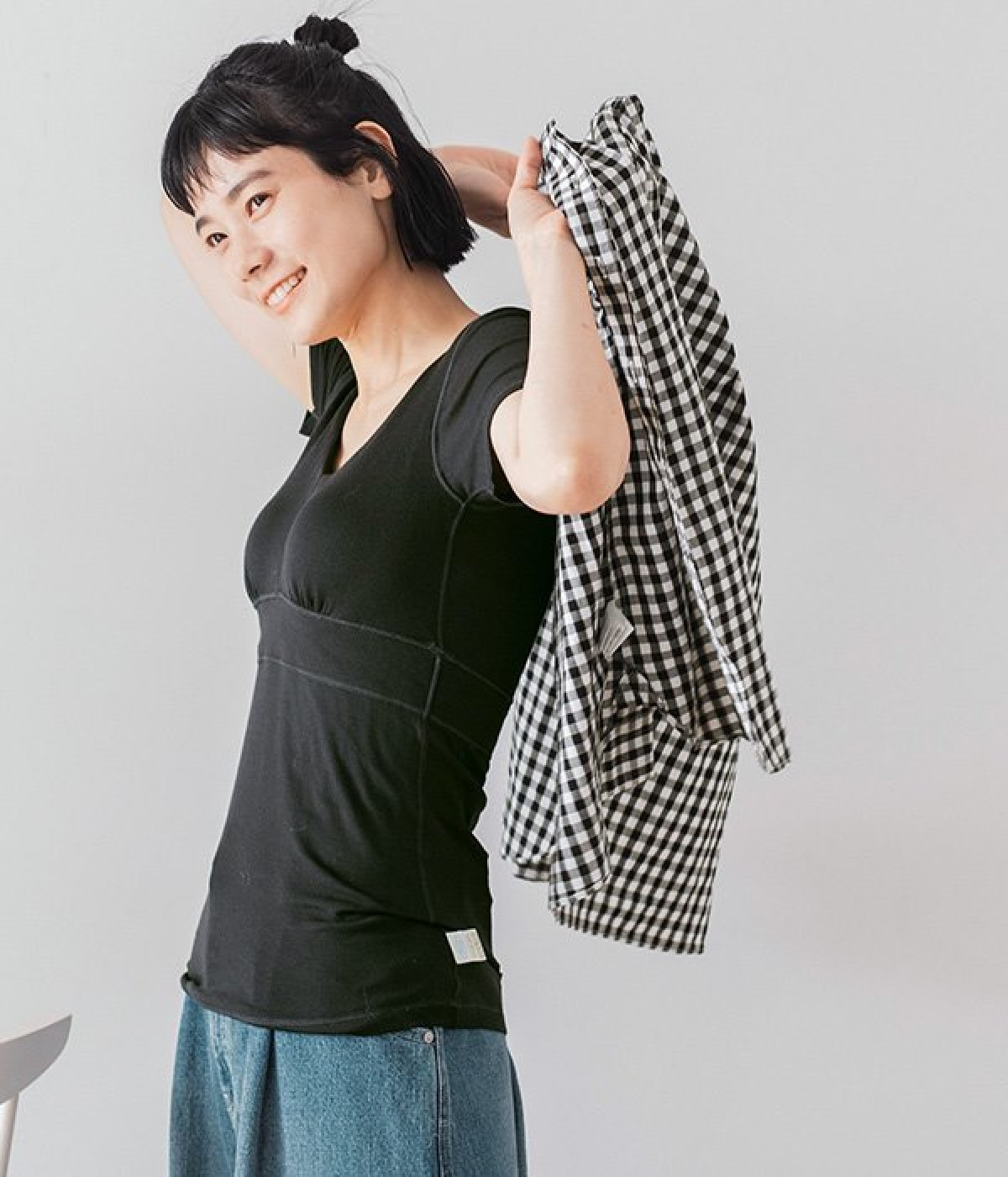 シンプルシリーズ　カップ付き半袖インナー(インディゴ-M)