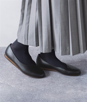 アシンメトリーシームパンプス(ブラック-36)