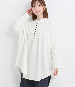 【tukuroi by SUN VALLEY】コットンリネン平織日本製品染襟チュニックブラウス(オフホワイト-ONESIZE)