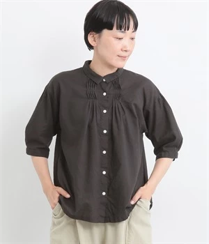 【tukuroi by SUN VALLEY】コットンリネン平織日本製品染　6分袖タックブラウス(スミクロ-ONESIZE)