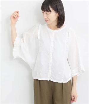 【tukuroi by SUN VALLEY】コットンリネン平織日本製品染　6分袖フリルブラウス(オフシロ-ONESIZE)