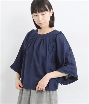 【tukuroi by SUN VALLEY】コットンリネン平織日本製品染　6分袖フリルブラウス(ミッドナイトブルー-ONESIZE)