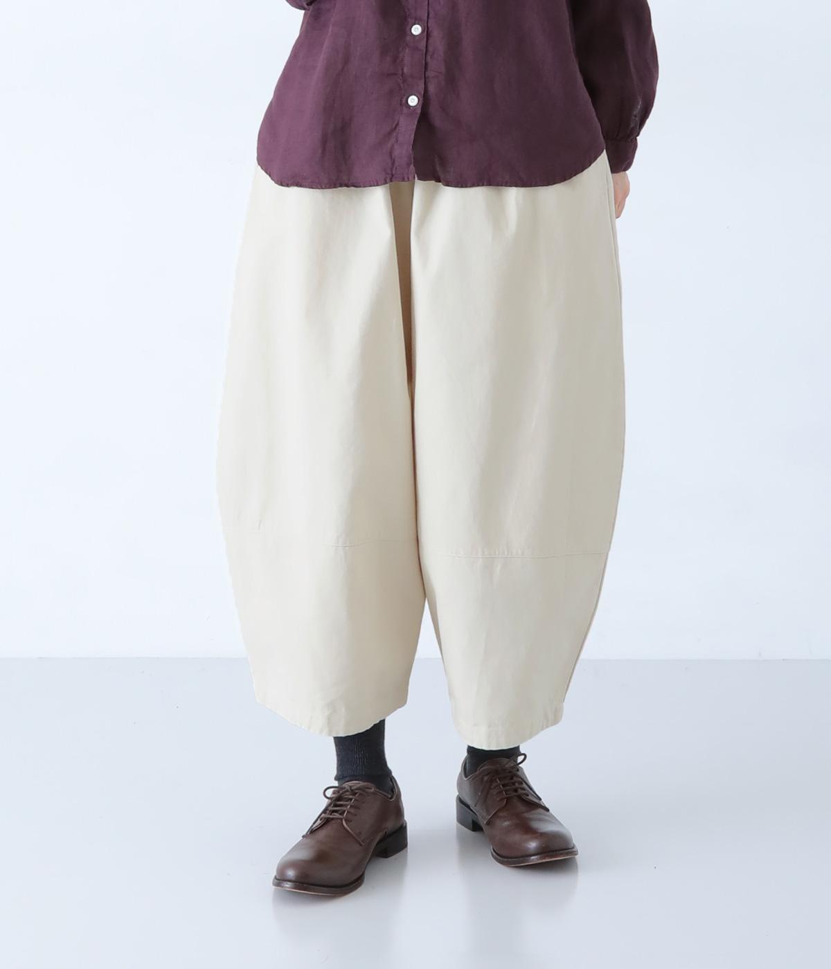 コットンドビークロス　ワイドコクーンパンツ(オフシロ-F)