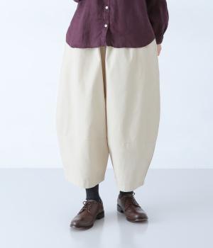 コットンドビークロス　ワイドコクーンパンツ(オフシロ-F)