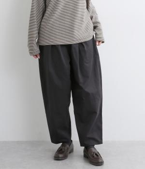 【tukuroi by SUN VALLEY】コットンナイロングログランピーチ起毛コクーンパンツ(クロ-F)